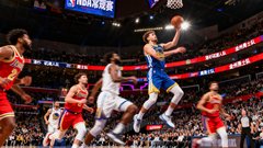 NBA常规赛直播，湖人队主场迎战勇士队的激烈对决